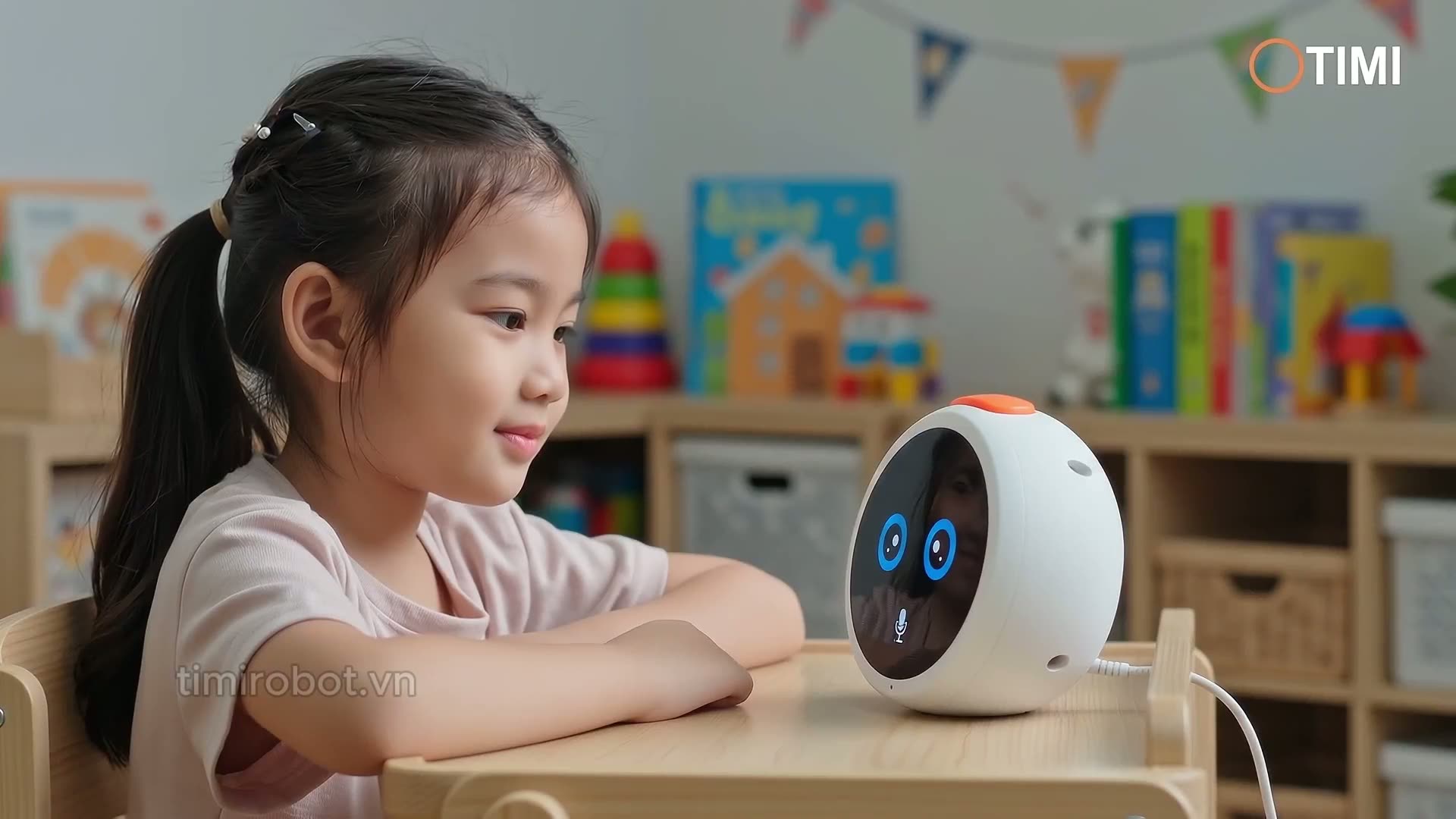 TIMI trò chuyện cùng bé
